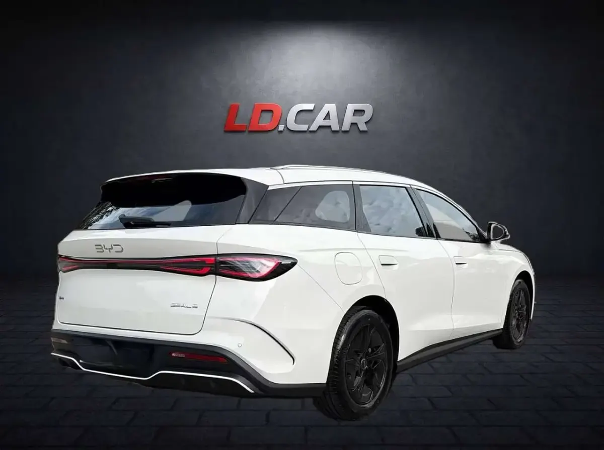 Nuova BYD Seal Boost 98 CV (72 kW) 2026 Bianco Station wagon