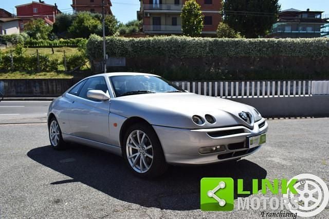 Usata Alfa Romeo GTV 144 CV (105 kW) 2000 Grigio Coupé