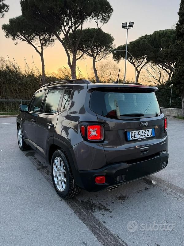 Usata Jeep Renegade 130 CV (95 kW) 2021 Grigio SUV