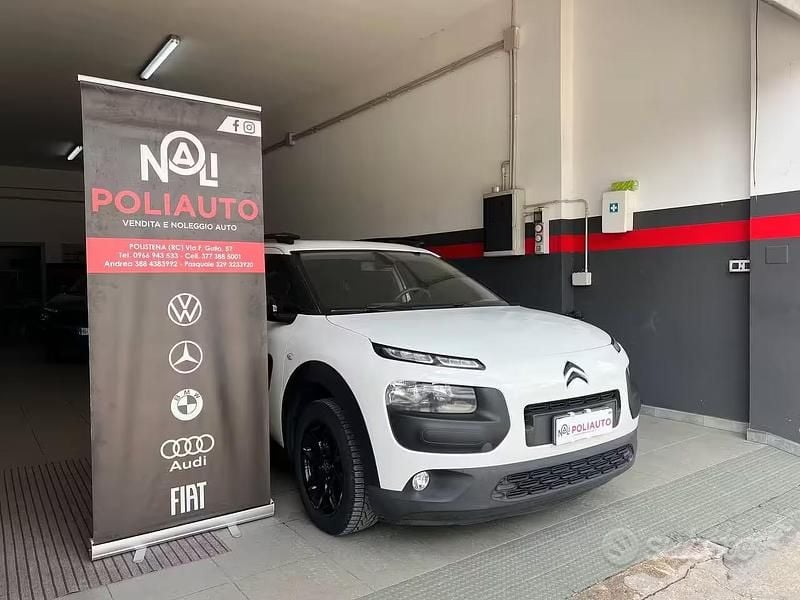 Usata Citroën C4 Cactus PureTech 82 CV (60 kW) 2018 Bianco Utilitaria