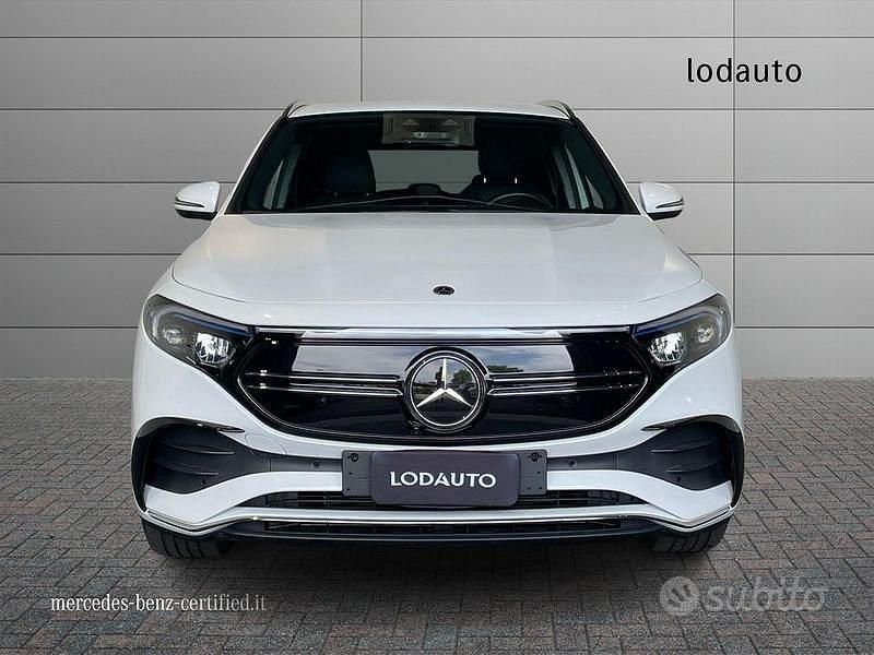 Usata Mercedes EQA350 AMG Line Premium 260 kW (354 CV) 2024 Bianco SUV