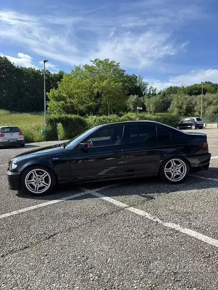 Usata BMW 320 Efficient Dynamics 150 CV (110 kW) 2002 Nero Berlina
