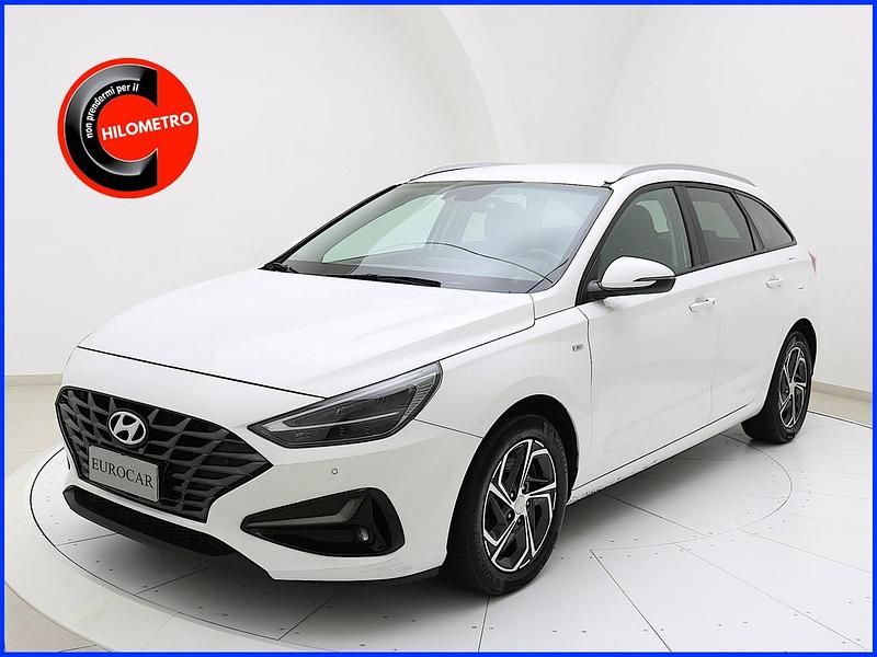 Bianco Usata 2021 Hyundai i30 Prime Station wagon | 13.300 € (Ottimo prezzo) - Immagine 1/4