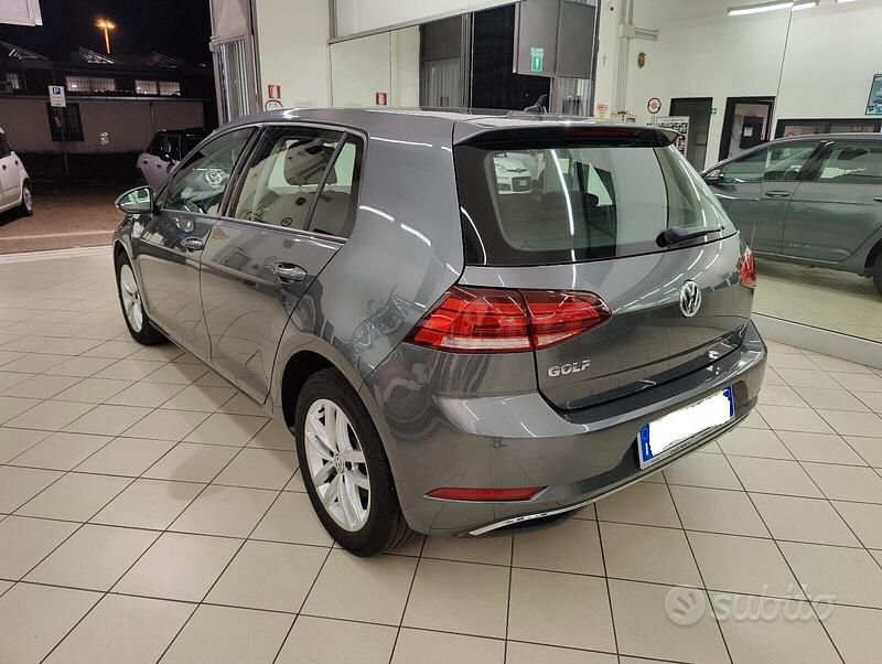 Usata VW Golf VII Executive 116 CV (85 kW) 2019 Grigio Berlina