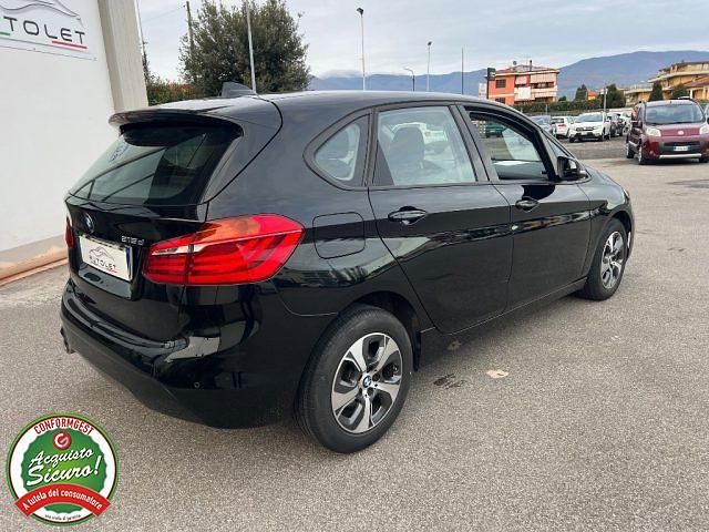 Usata BMW 216 Active Tourer Advantage 116 CV (85 kW) 2020 Nero Monovolume