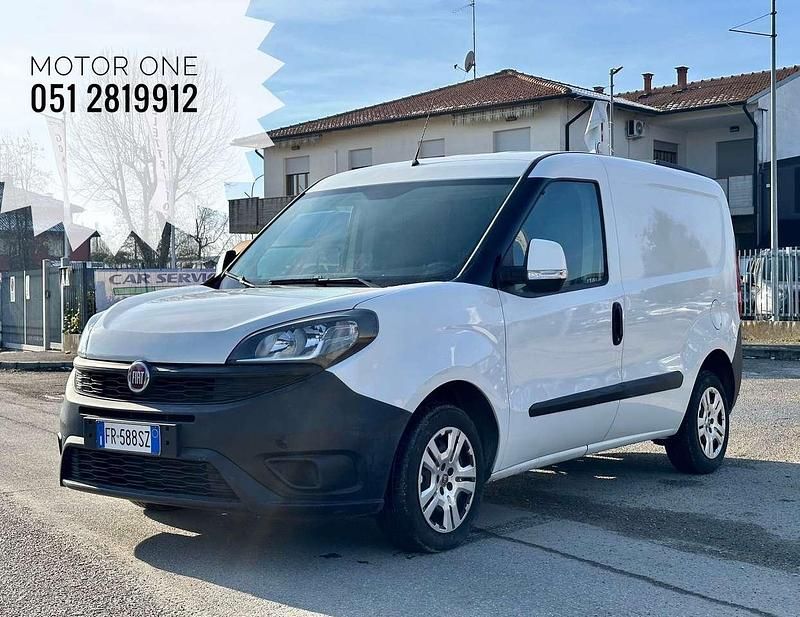 Usata Fiat Doblò 95 CV (69 kW) 2018 Bianco Monovolume