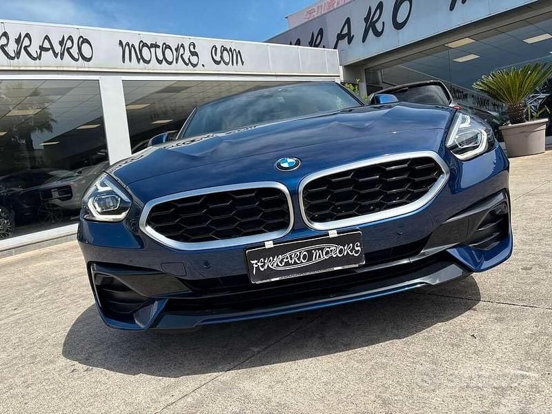 Begagnad BMW Z4 M Sport 197 HK (144 kW) 2021 Blå Cab