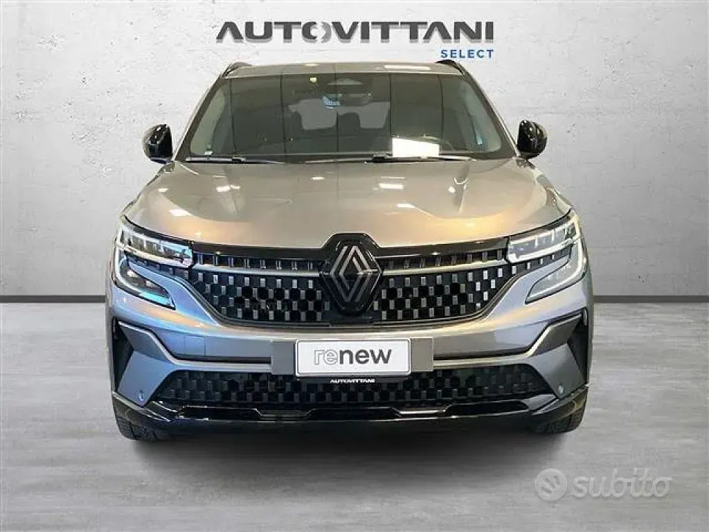 Usata Renault Austral Techno Esprit Alpine 160 CV (117 kW) 2023 Grigio scuro SUV