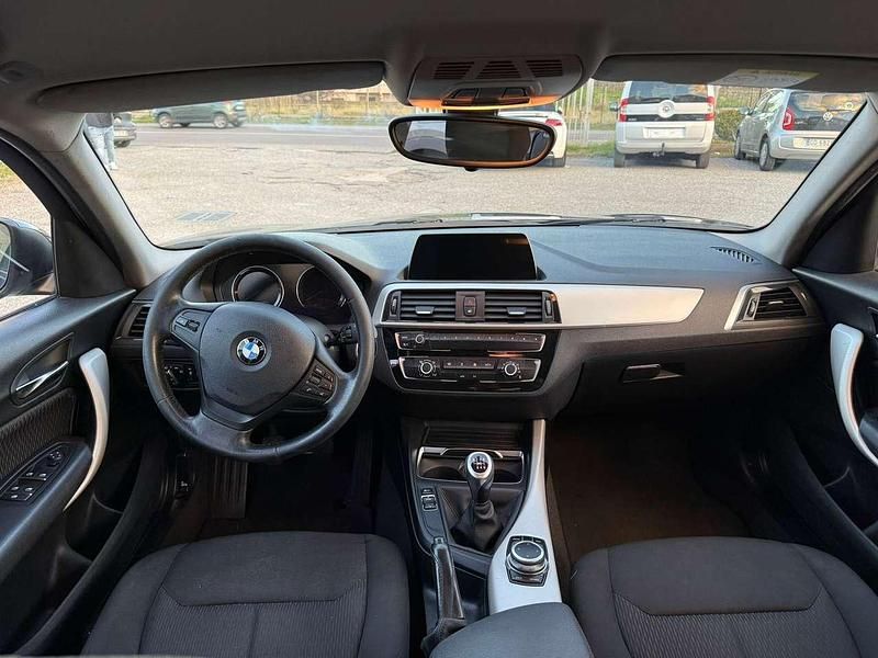 Usata BMW 116 Sport Line 116 CV (85 kW) 2018 Blu/azzurro Utilitaria