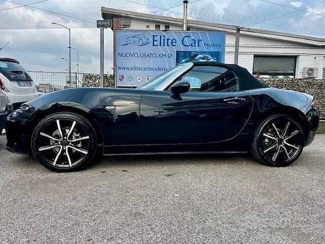 Usata Mazda MX5 Exceed 131 CV (96 kW) 2016 Nero Cabrio