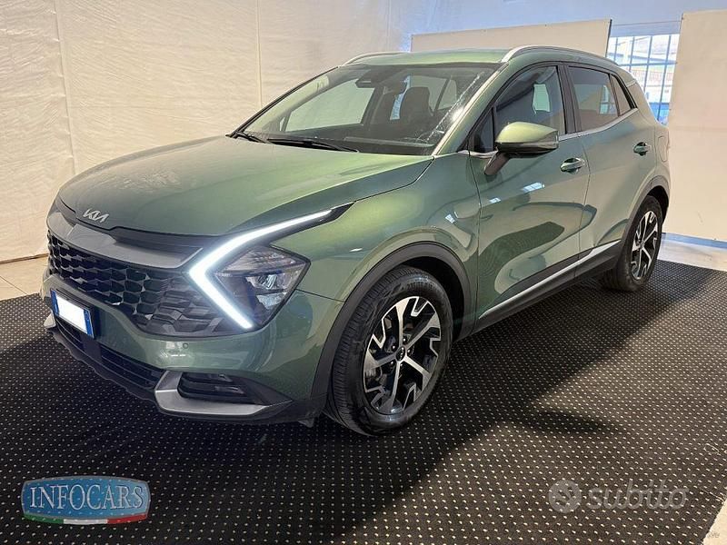 Usado Kia Sportage Style 136 CV (100 kW) 2022 Verde SUV