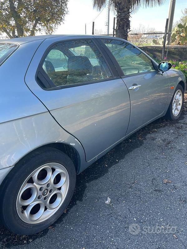 Usata Alfa Romeo 156 116 CV (85 kW) 2001 Berlina