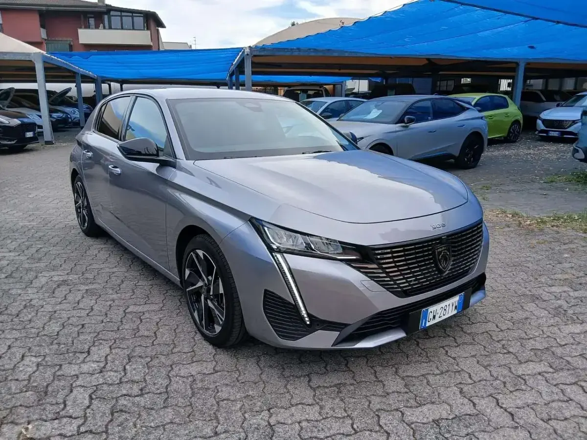 Usata Peugeot 308 Allure 131 CV (96 kW) 2024 Grigio Berlina