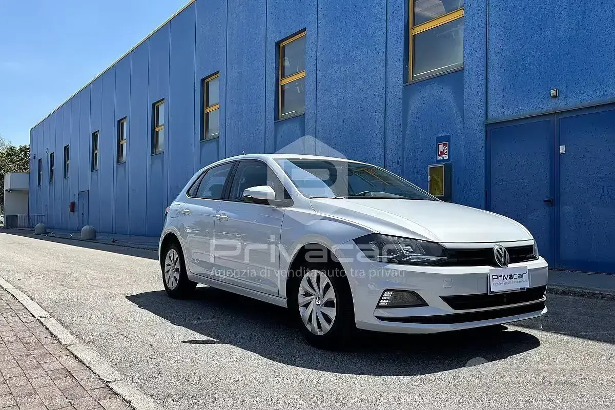 Usata VW Polo Comfortline 90 CV (66 kW) 2017 Grigio Utilitaria