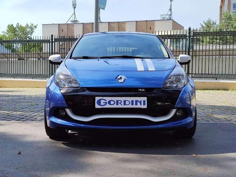 Usata Renault Clio R.S. R.S. 201 CV (147 kW) 2010 Utilitaria