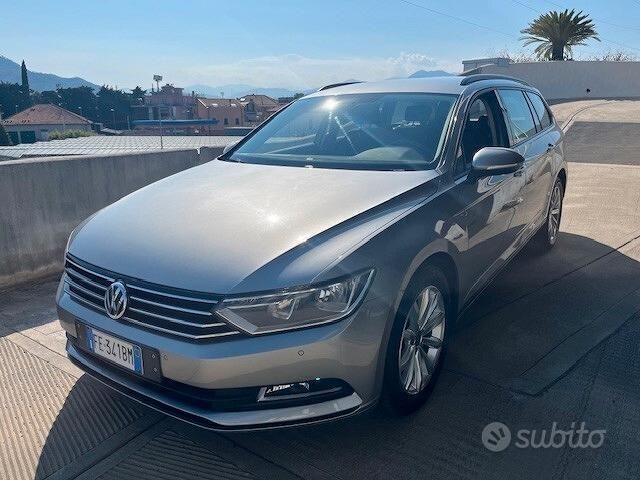 Usata VW Passat Trendline 120 CV (88 kW) 2016 Grigio Station wagon