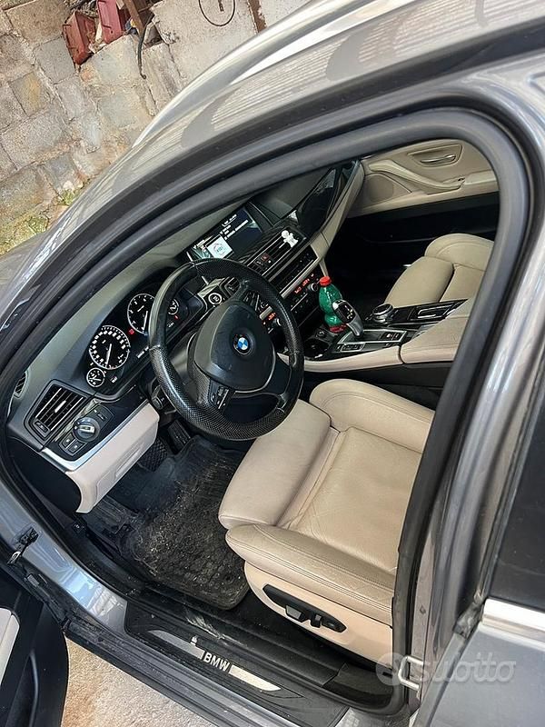Usata BMW 520 184 CV (135 kW) 2014 Grigio Station wagon