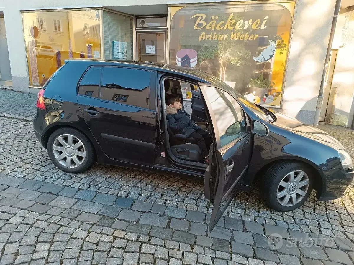 Usata VW Golf IV 140 CV (102 kW) 2004 Nero Berlina