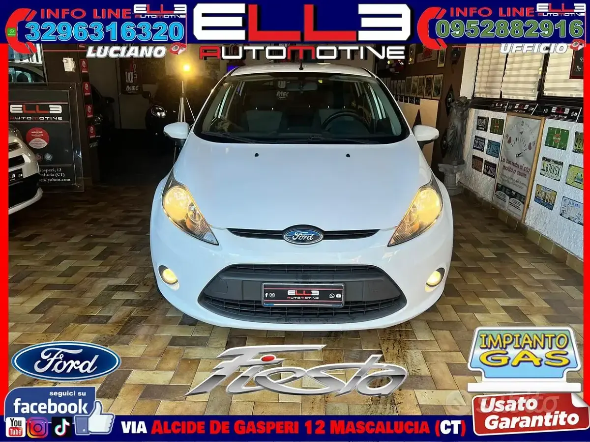 Usata Ford Fiesta 97 CV (71 kW) 2010 Bianco Utilitaria