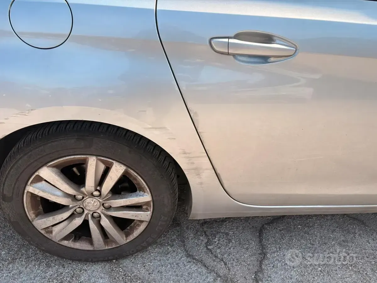 Usata Peugeot 308 92 CV (67 kW) 2014 Grigio Station wagon