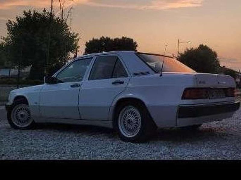 Bianco Usata 1992 Mercedes 190 Tre volumi | 7000 € - Immagine 1/1