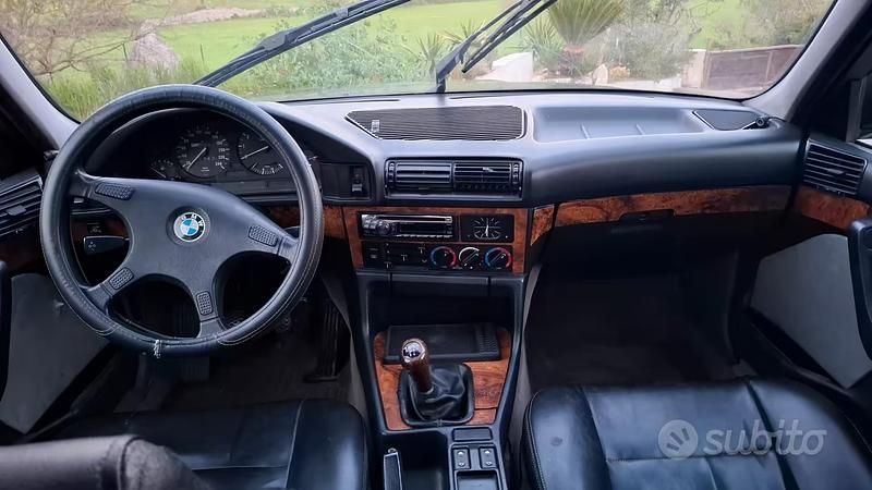 Usata BMW 520 Efficient Dynamics 129 CV (94 kW) 1989 Nero Berlina