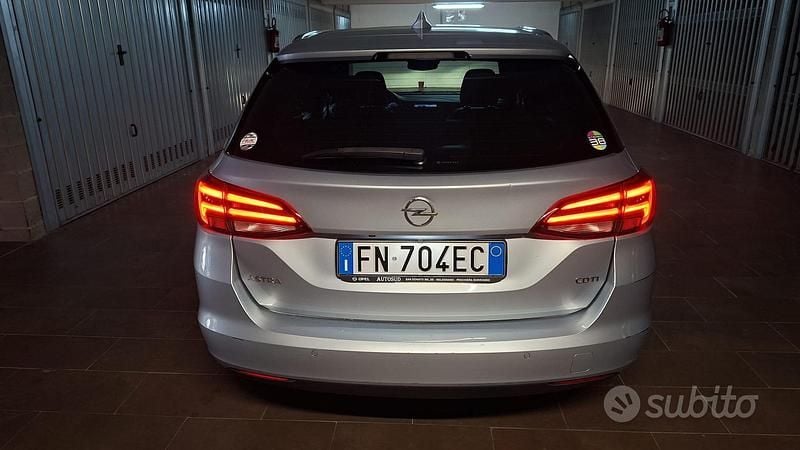 Usata Opel Astra Innovation 136 CV (100 kW) 2018 Grigio Station wagon