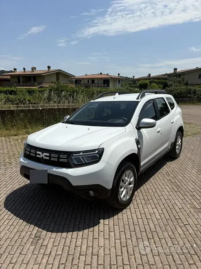 Usata Dacia Duster 101 CV (74 kW) 2023 Bianco SUV