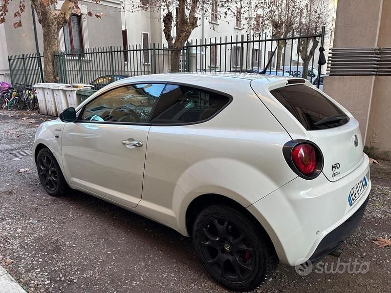 Usata Alfa Romeo MiTo 95 CV (69 kW) 2011 Bianco Utilitaria