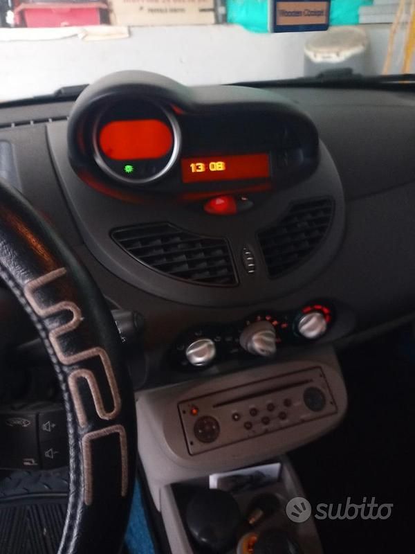 Usata Renault Twingo 65 CV (47 kW) 2007 Utilitaria