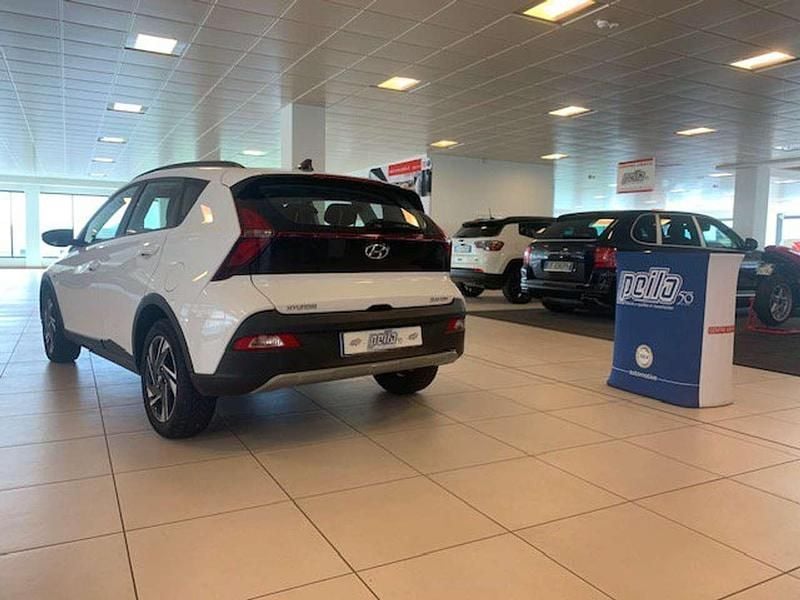 Usata Hyundai Bayon 101 CV (74 kW) 2023 Bianco SUV