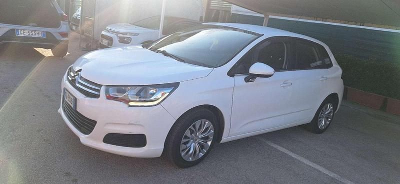 Usata Citroën C4 99 CV (72 kW) 2015 Bianco Utilitaria