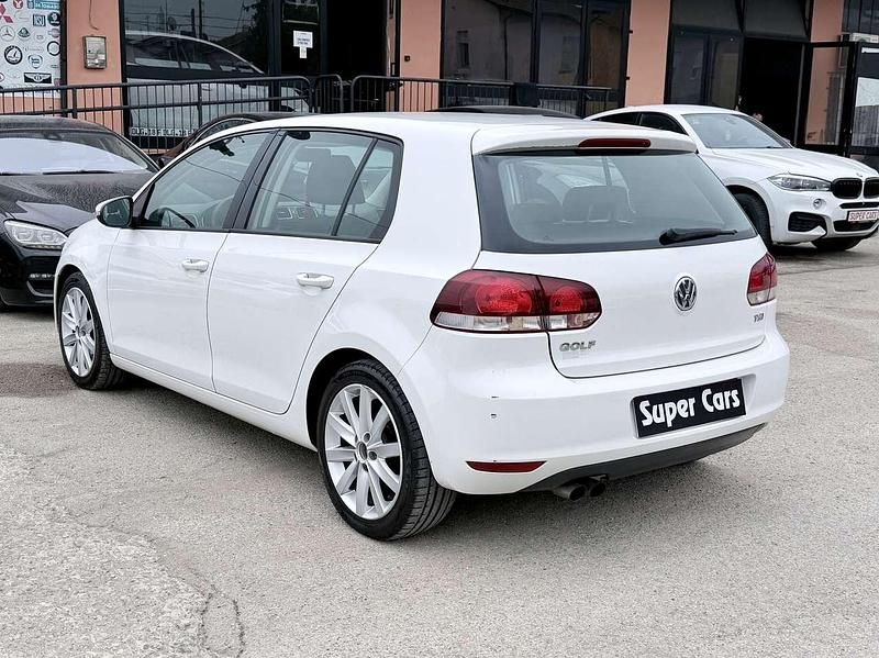 Usata VW Golf VI Highline 122 CV (89 kW) 2011 Bianco Utilitaria