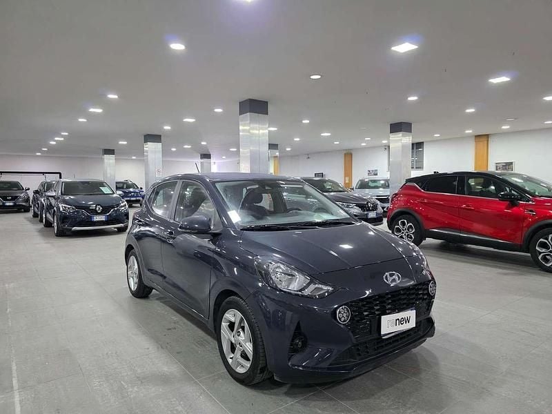 Usata Hyundai i10 Advanced 65 CV (47 kW) 2023 Blu/azzurro Utilitaria