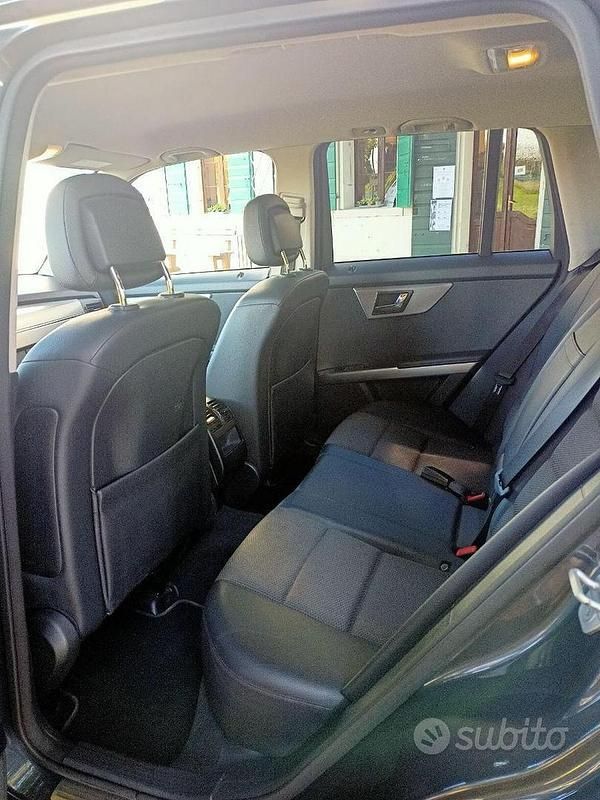 Usata Mercedes GLK320 224 CV (164 kW) 2009 Grigio SUV