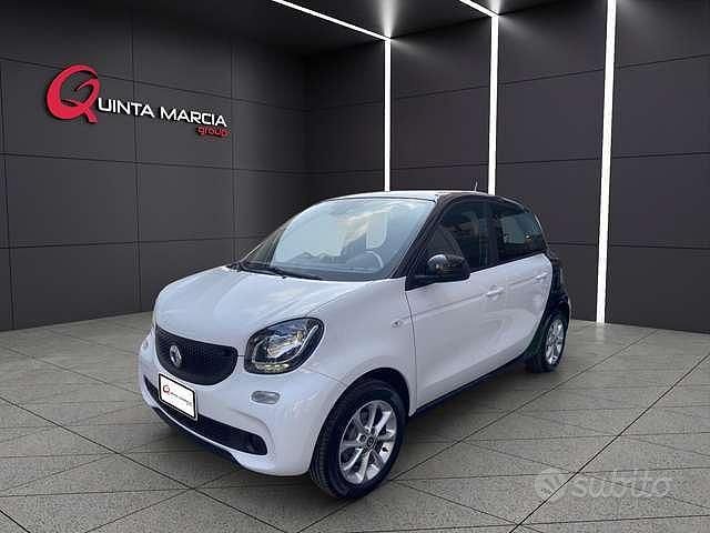 Usata Smart ForFour 71 CV (52 kW) 2018 Bianco Utilitaria