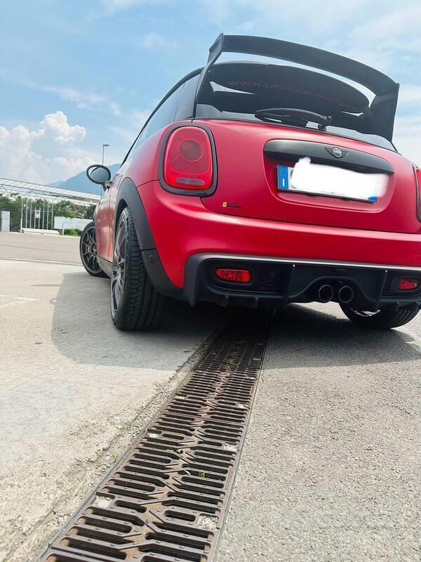 Usata Mini Cooper S Coupé 290 CV (213 kW) 2010 Rosso Coupé