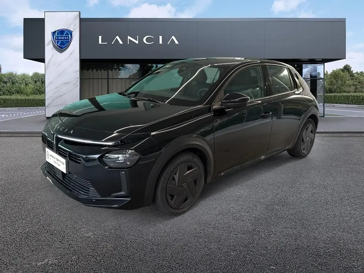 Usata Lancia Ypsilon 101 CV (74 kW) 2025 Utilitaria