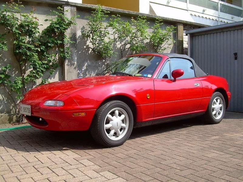 Usata Mazda MX5 116 CV (85 kW) 1991 Rosso Cabrio