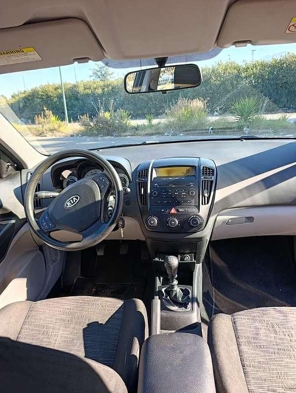 Usata Kia Ceed LX 109 CV (80 kW) 2008 Utilitaria