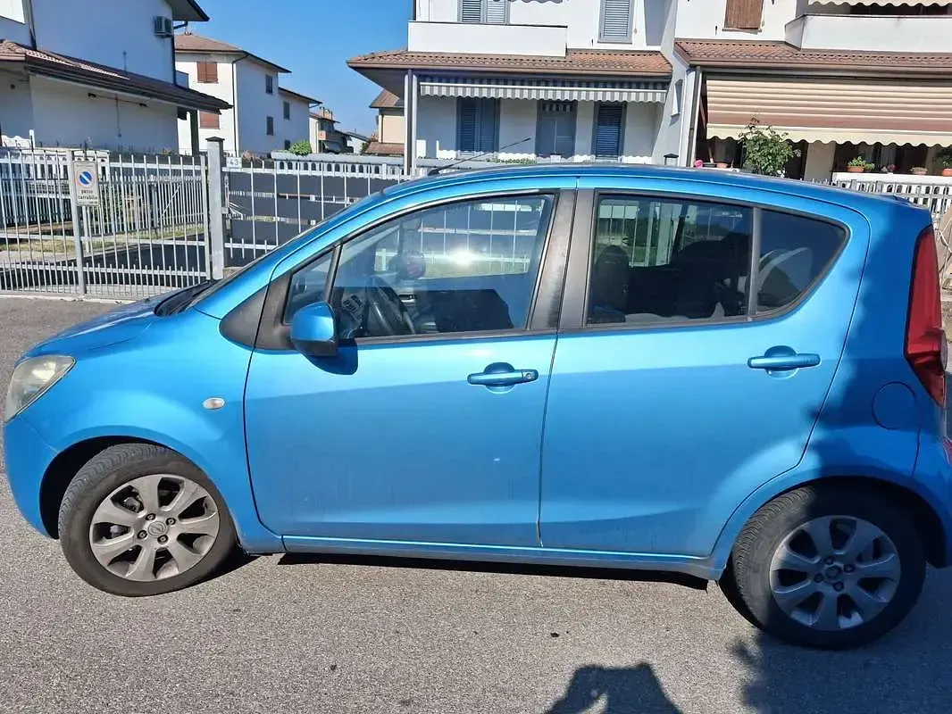 Usata Opel Agila Enjoy 68 CV (50 kW) 2008 Blu/azzurro Utilitaria