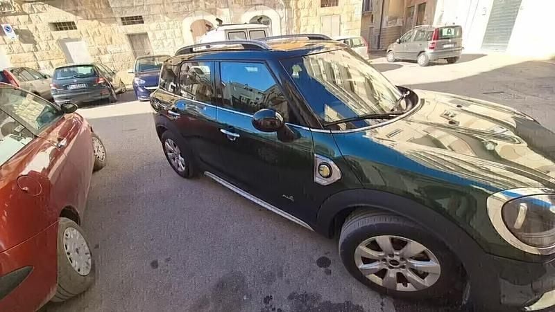 Usata Mini Cooper S Countryman Hype 135 CV (99 kW) 2018 Verde SUV