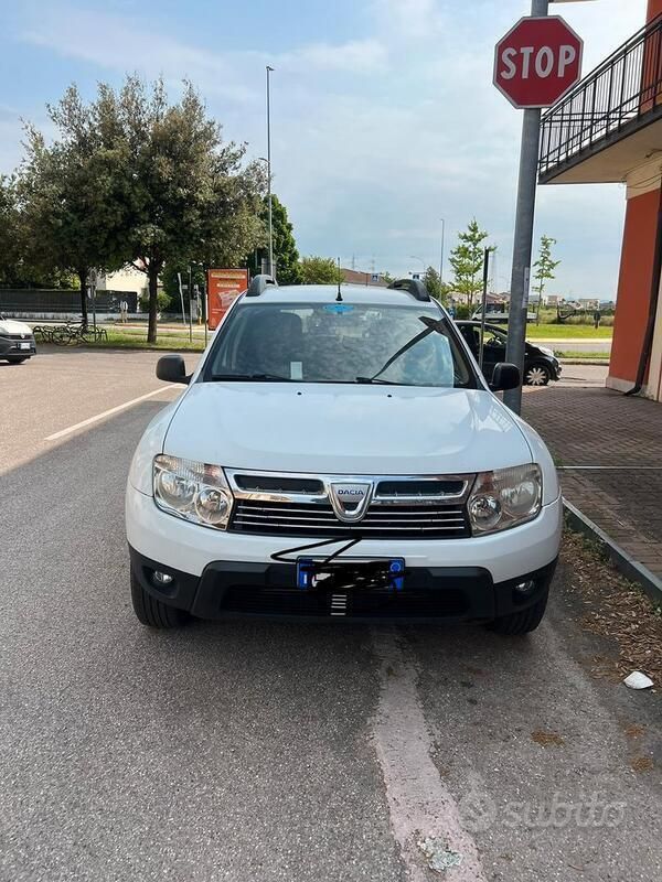 Usata Dacia Duster 115 CV (84 kW) 2013 Bianco SUV