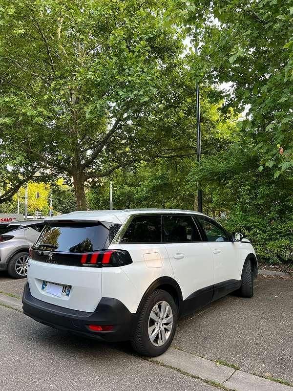 Usata Peugeot 5008 Business-Line 131 CV (96 kW) 2020 SUV
