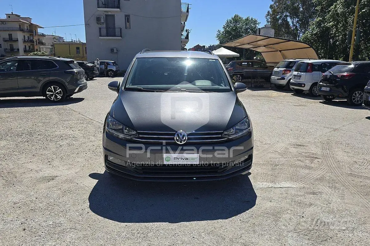 Usata VW Touran Highline 116 CV (85 kW) 2018 Grigio Monovolume