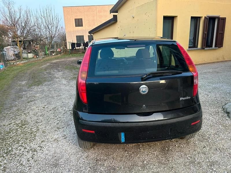 Usata Fiat Grande Punto 2006 Nero Utilitaria