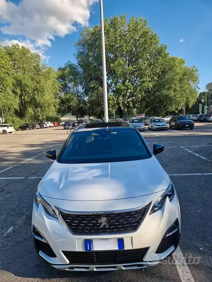 Usata Peugeot 5008 150 CV (110 kW) 2017 Bianco SUV