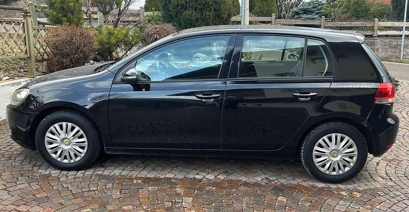 Usata VW Golf VI United 80 CV (58 kW) 2011 Nero Utilitaria