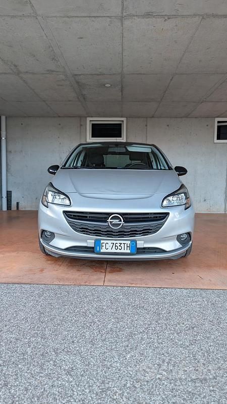 Usata Opel Corsa 79 CV (58 kW) 2016 Utilitaria
