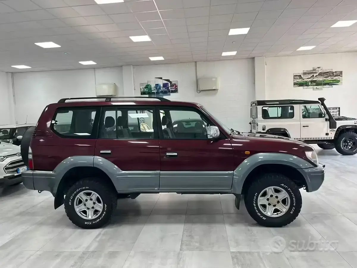 Usata Toyota Land Cruiser 125 CV (91 kW) 1996 Rosso SUV